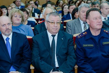 Оренбургскому областному суду – 85 лет